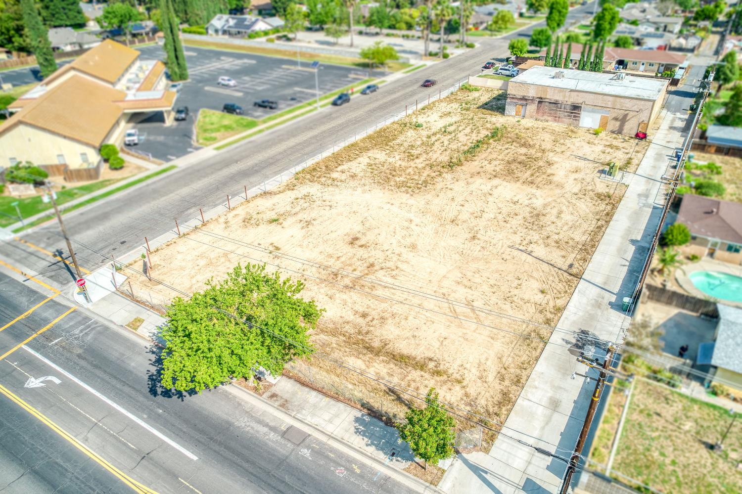 1803 Sunset Avenue Madera, CA 93637 - Photo 19 of 25