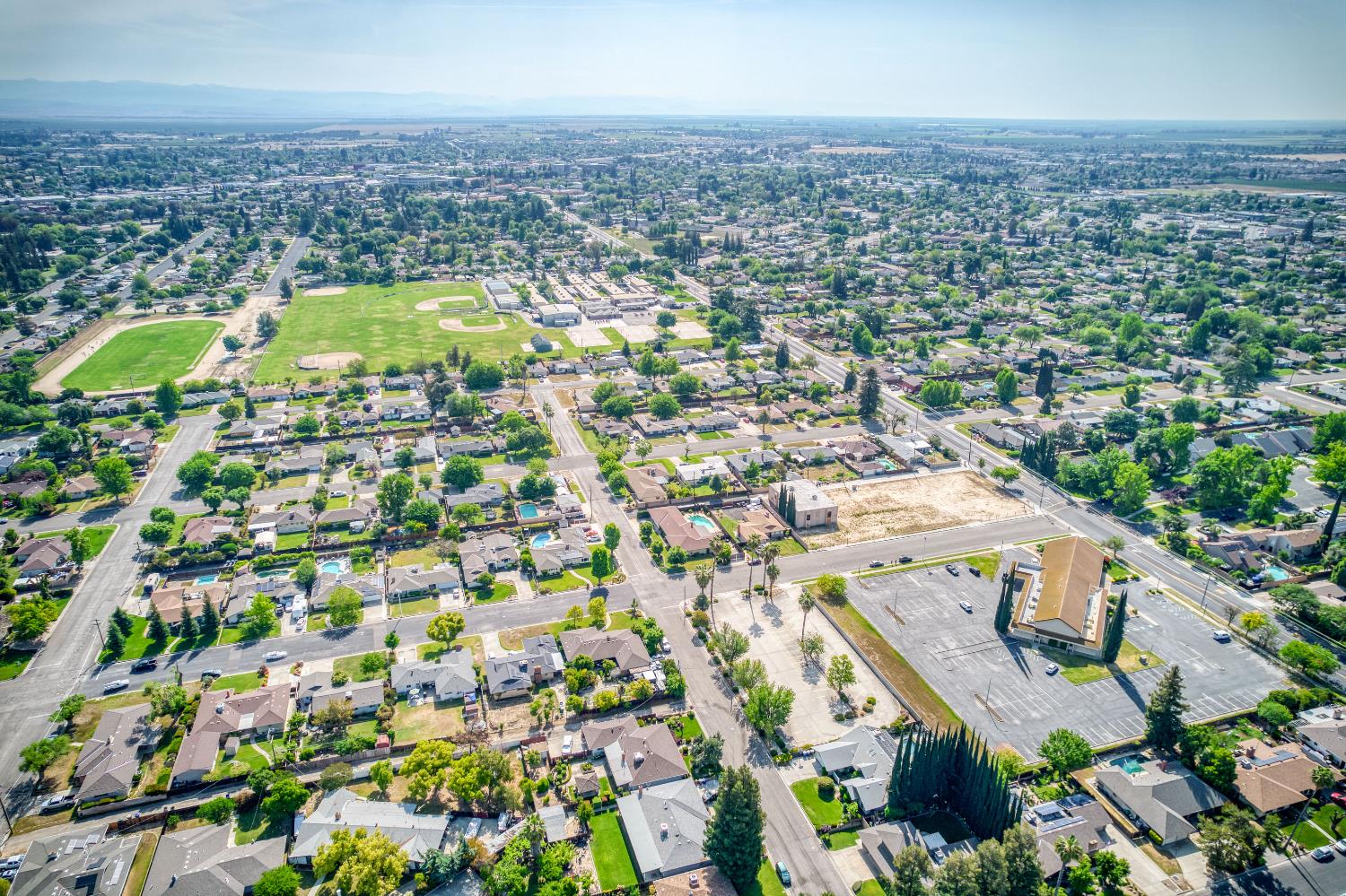 1803 Sunset Avenue Madera, CA 93637 - Photo 23 of 25
