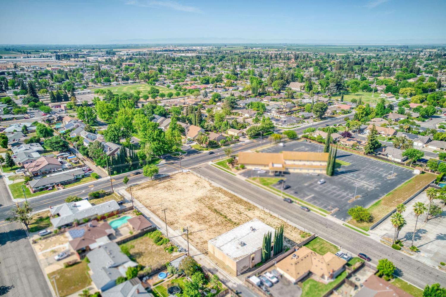 1803 Sunset Avenue Madera, CA 93637 - Photo 7 of 25