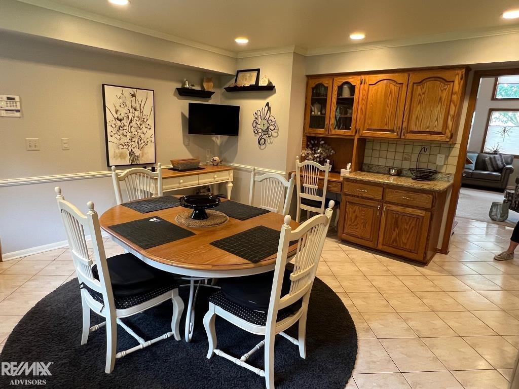 52220 Hayes Road Macomb, MI 48042 - Photo 12 of 35 50097270-11.JPG
