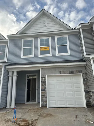 $324,990 | 430 Duskywing Drive, Goose Creek, SC 29445