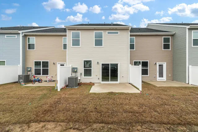 $314,990 | 430 Duskywing Drive, Goose Creek, SC 29445