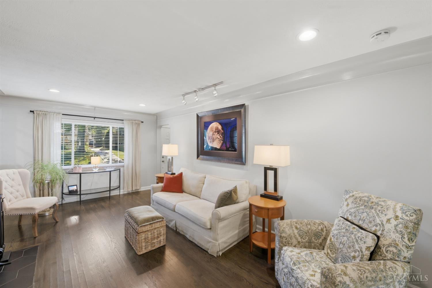 7237 Garden Road Cincinnati, OH 45236 - Photo 12 of 72