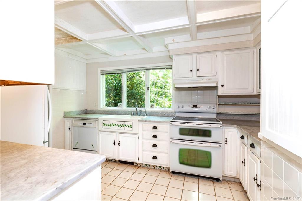 332 Purple Finch Road, Unit 7 Brevard, NC 28712 - Photo 16 of 30 Gallery Image 16