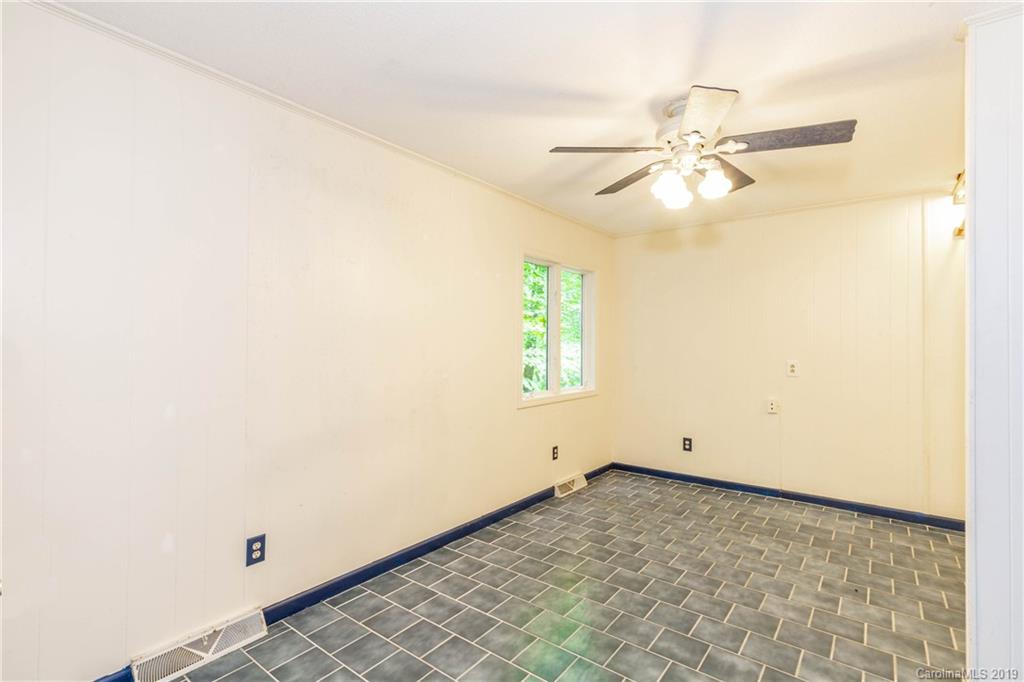 332 Purple Finch Road, Unit 7 Brevard, NC 28712 - Photo 22 of 30 Gallery Image 22