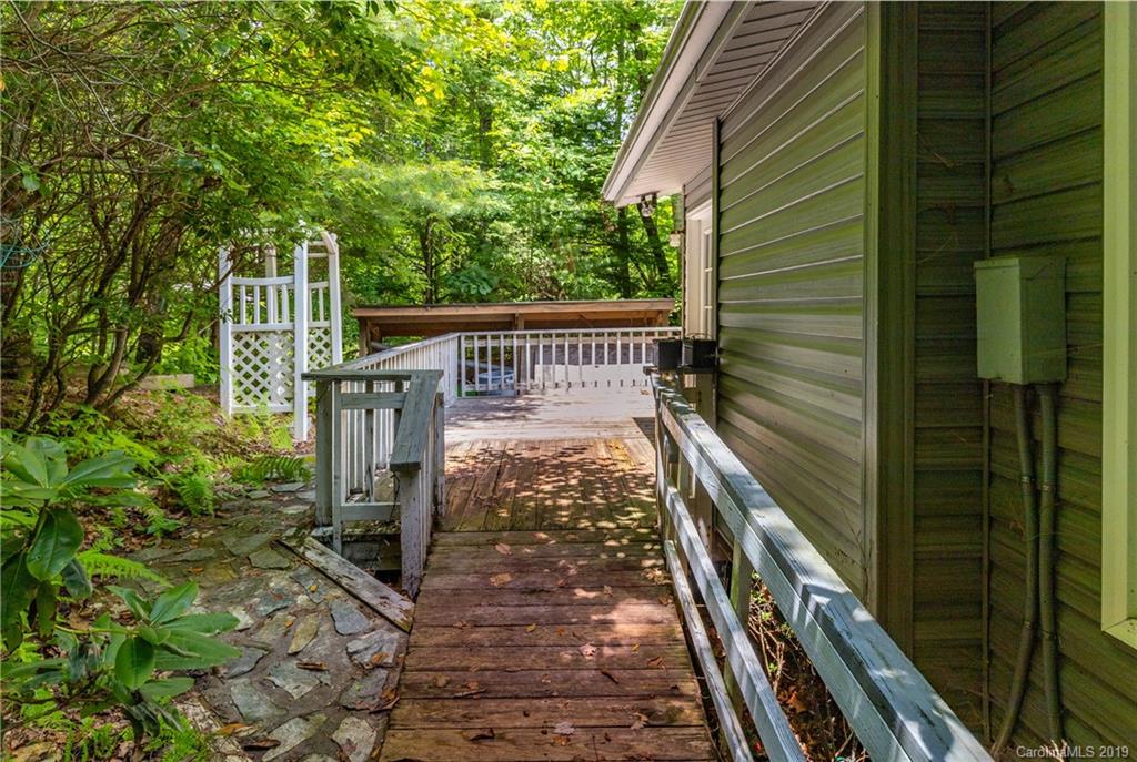 332 Purple Finch Road, Unit 7 Brevard, NC 28712 - Photo 8 of 30 Gallery Image 8