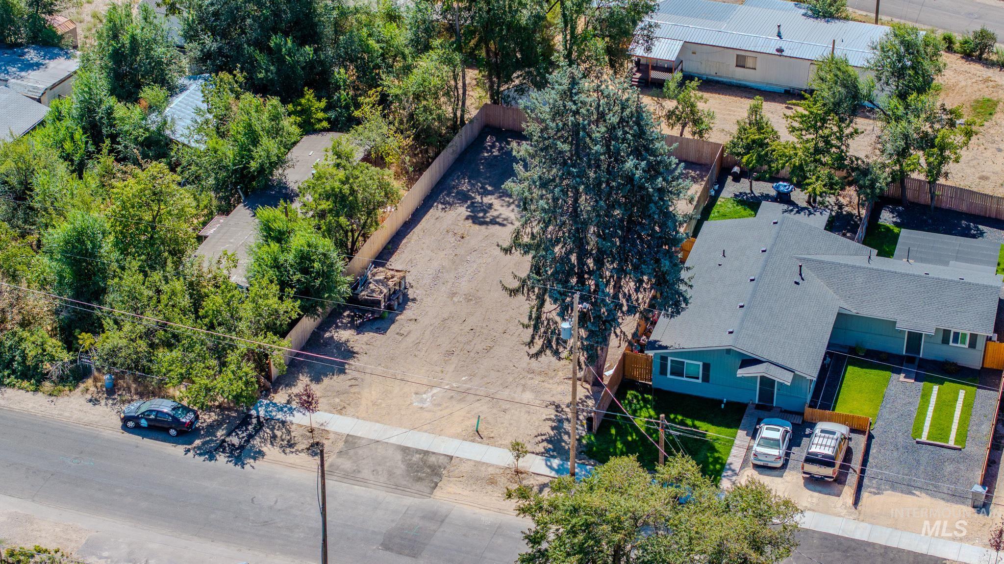 10317 Utahna Road Boise, ID 83714 - Photo 10 of 19 Gallery Image 10