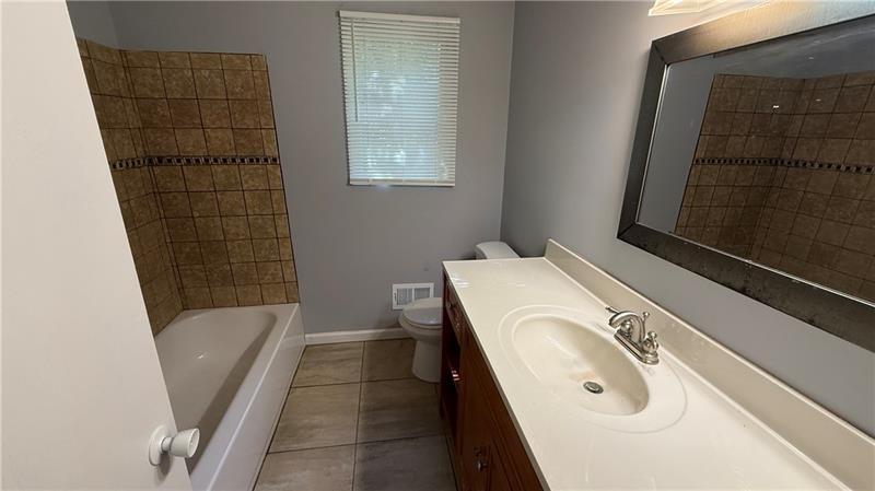 3496 Mt Gilead Road Southwest Atlanta, GA 30331 - Photo 12 of 21 Gallery Image 12