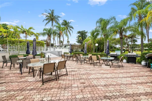 $95,000 | 2460 Southwest 22nd Avenue, Unit 810, Delray Beach, FL 33445