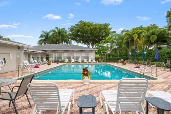 $95,000 | 2460 Southwest 22nd Avenue, Unit 810, Delray Beach, FL 33445