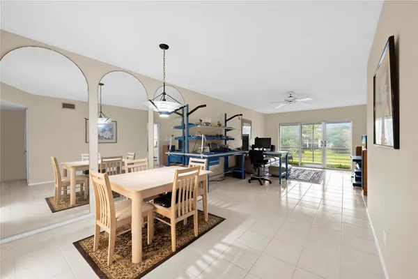 $95,000 | 2460 Southwest 22nd Avenue, Unit 810, Delray Beach, FL 33445