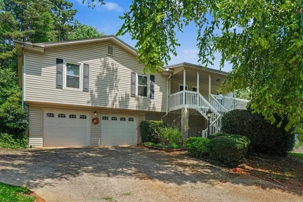$284,900 | 3125 Freedom Court, Douglasville, GA 30135