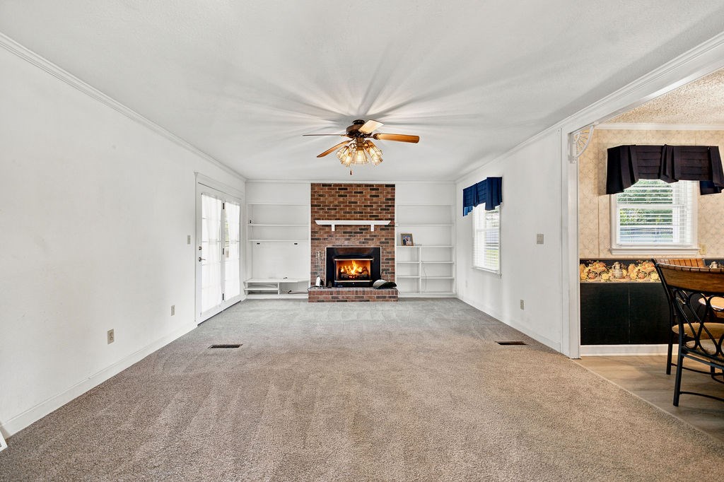157 Avondale Road Greenwood, SC 29649 - Photo 7 of 31
