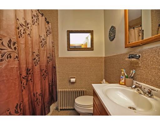 227 West River Road Uxbridge, MA 01569 - Photo 13 of 29 Gallery Image 13