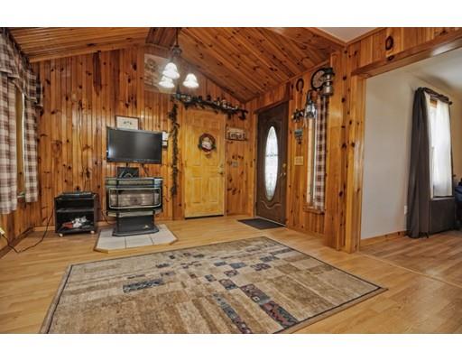 227 West River Road Uxbridge, MA 01569 - Photo 6 of 29 Gallery Image 6