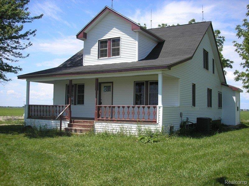 8432 West Fairgrove Road Fairgrove, MI 48733 - Photo 1 of 8 8432 W Fairgrove Rd.jpg