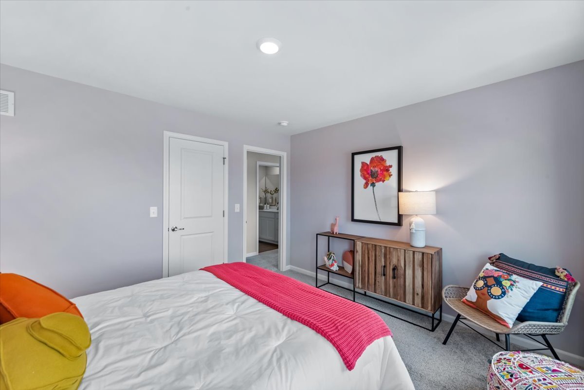 121 Ellis Road Algonquin, IL 60102 - Photo 26 of 39 Gallery Image 26