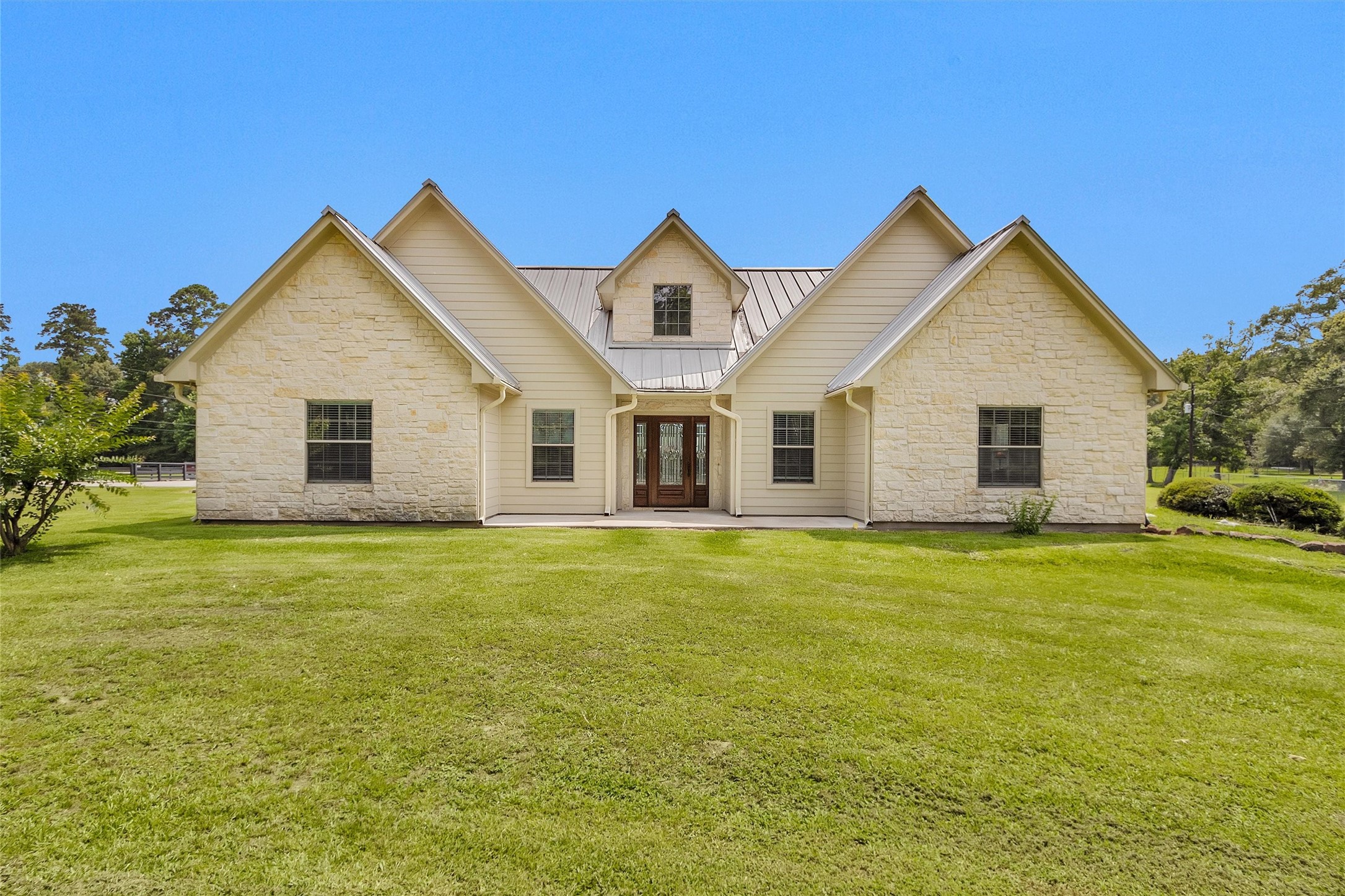11426 Willis Waukegan Road Conroe, TX 77303 - Photo 4 of 44