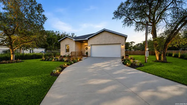 $410,000 | 4606 Lee Way, Elmendorf, TX 78112