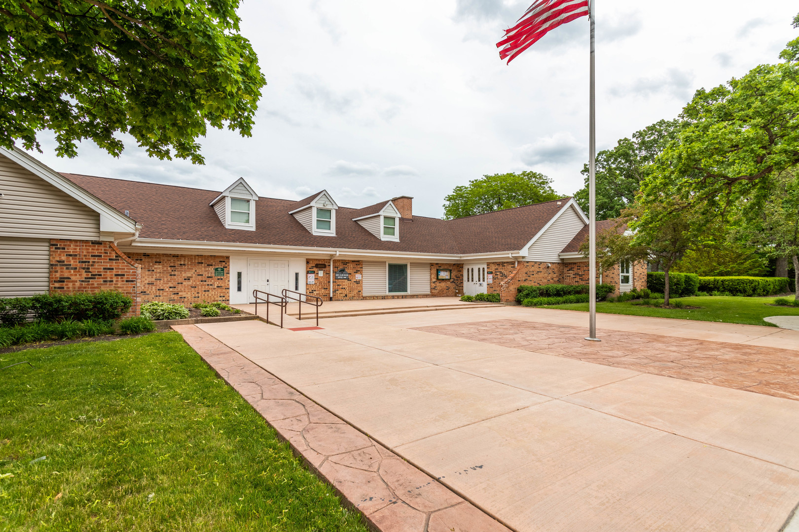 4057 Club Tree Drive Streamwood, IL 60107 - Photo 40 of 44