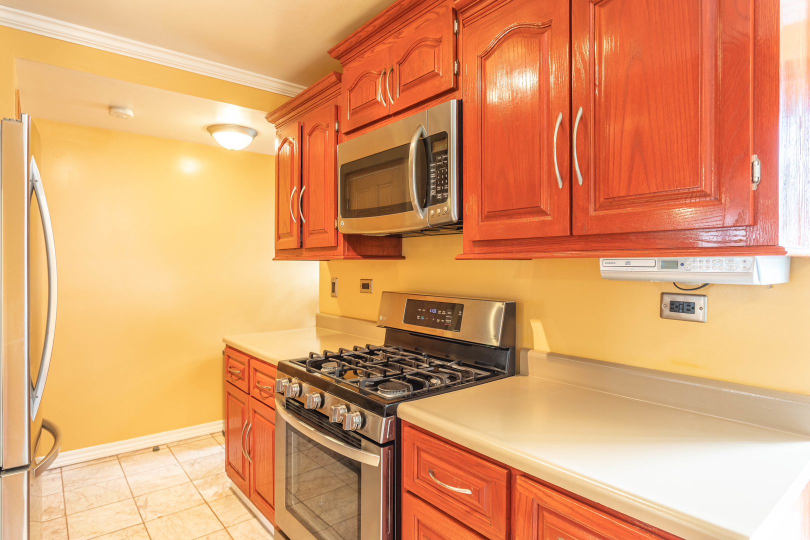4057 Club Tree Drive Streamwood, IL 60107 - Photo 10 of 44