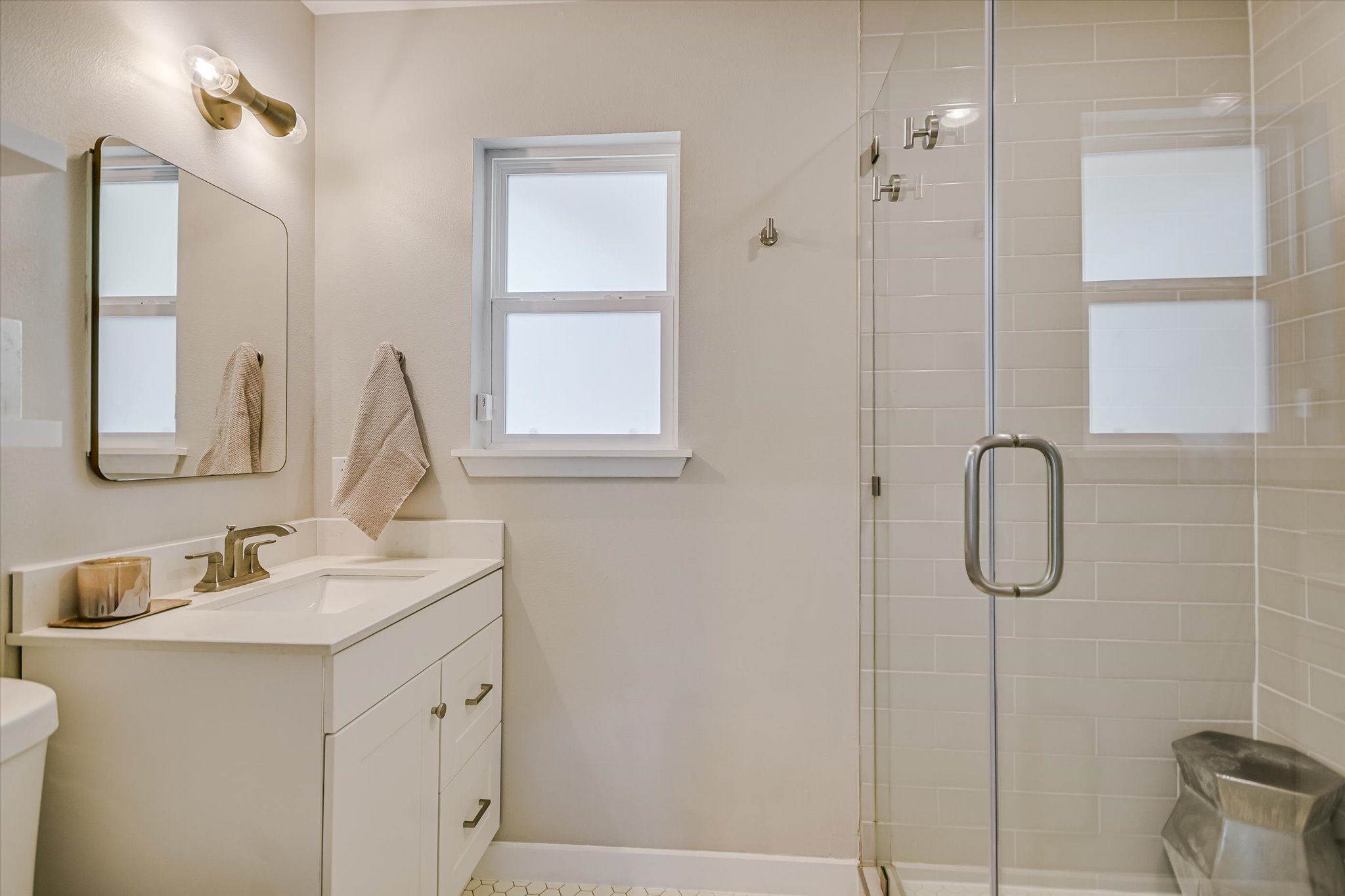 6604 Argentia Road Austin, TX 78757 - Photo 12 of 20 Gallery Image 12