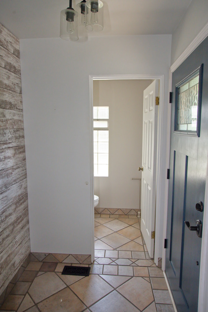 16W320 94th Street Burr Ridge, IL 60527 - Photo 13 of 20 Gallery Image 13