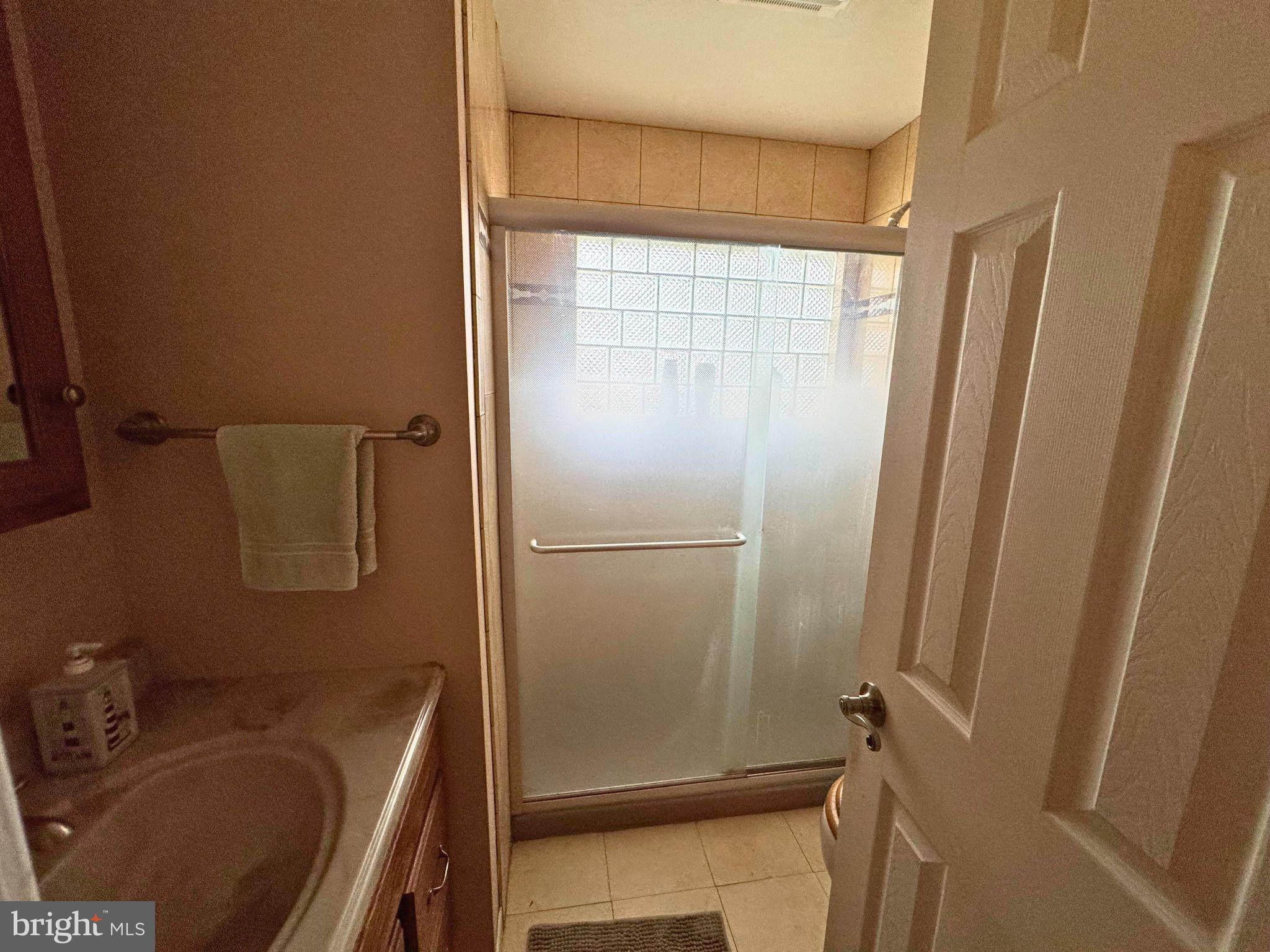 46 Hydrangea Road Levittown, PA 19056 - Photo 17 of 18