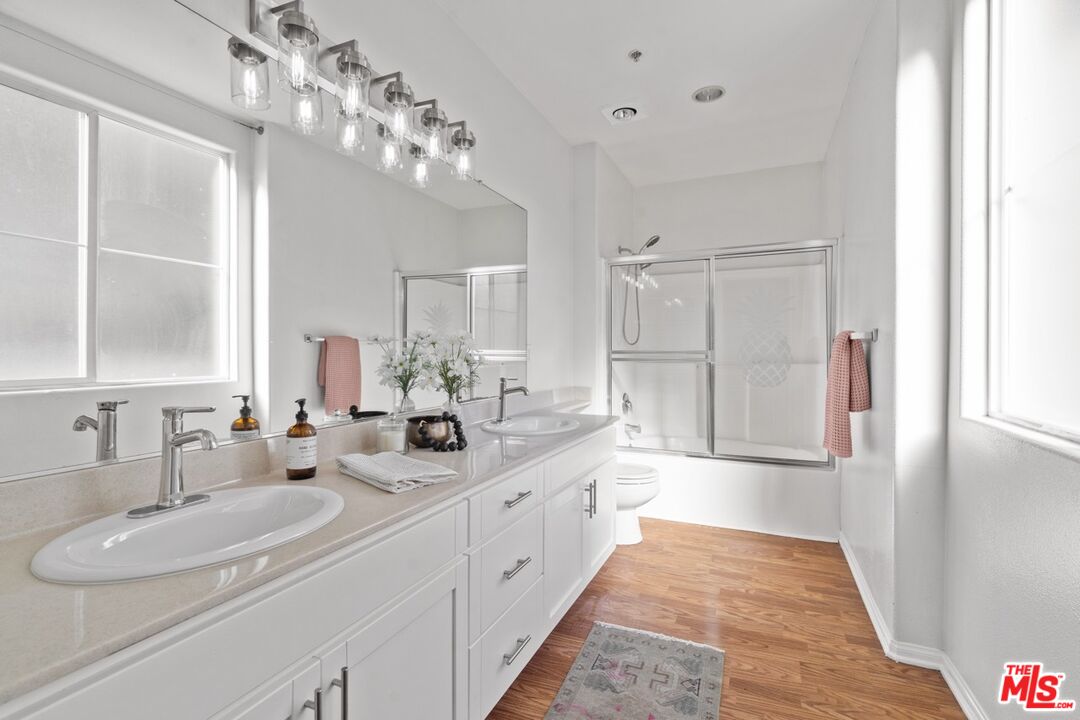 4060 Glencoe Avenue, Unit 231 Marina del Rey, CA 90292 - Photo 12 of 28