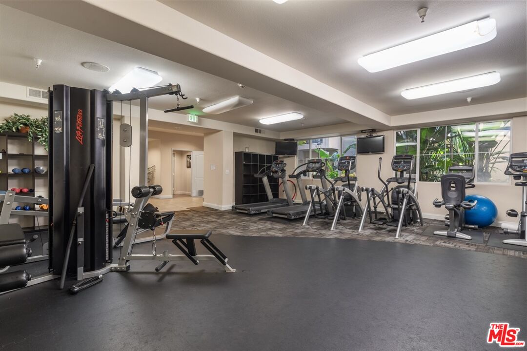 4060 Glencoe Avenue, Unit 231 Marina del Rey, CA 90292 - Photo 26 of 28