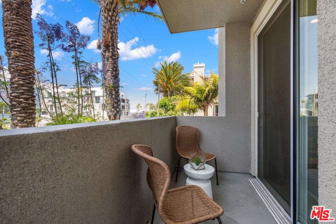 4060 Glencoe Avenue, Unit 231 Marina del Rey, CA 90292 - Photo 4 of 28
