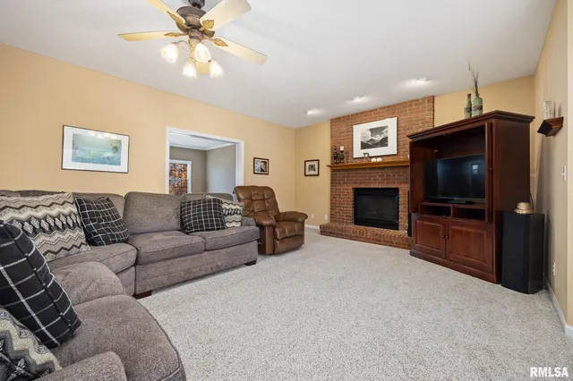 $539,900 | 427 Westfield Court, Dunlap, IL 61525