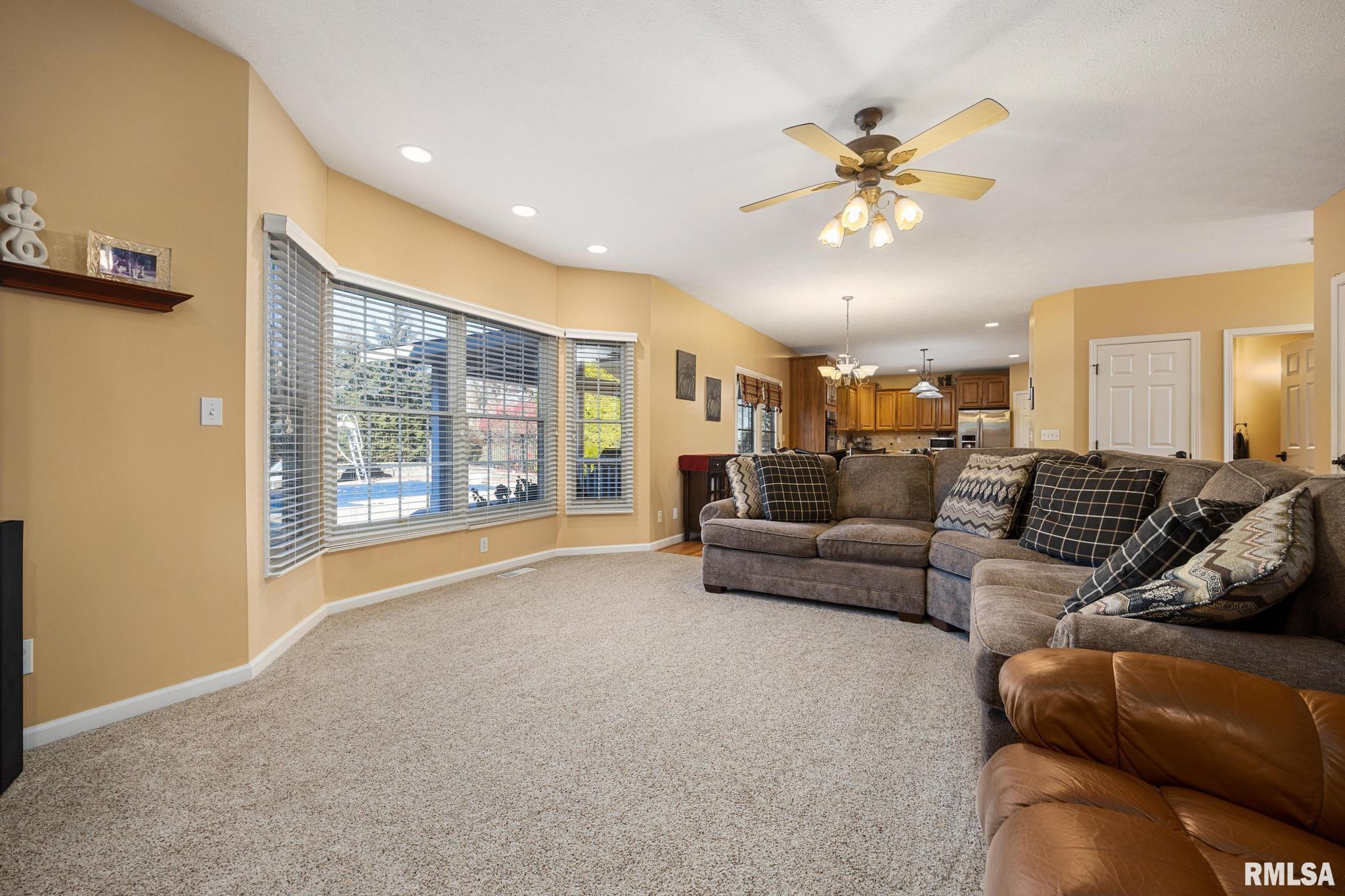 427 Westfield Court Dunlap, IL 61525 - Photo 16 of 66