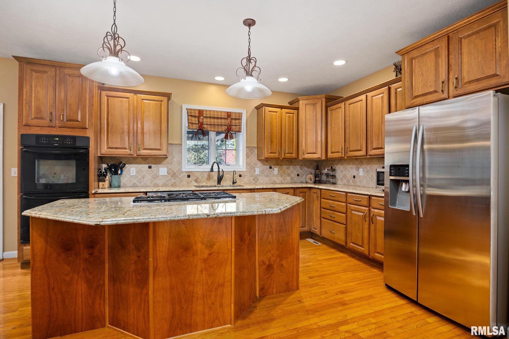 427 Westfield Court Dunlap, IL 61525 - Photo 9 of 66