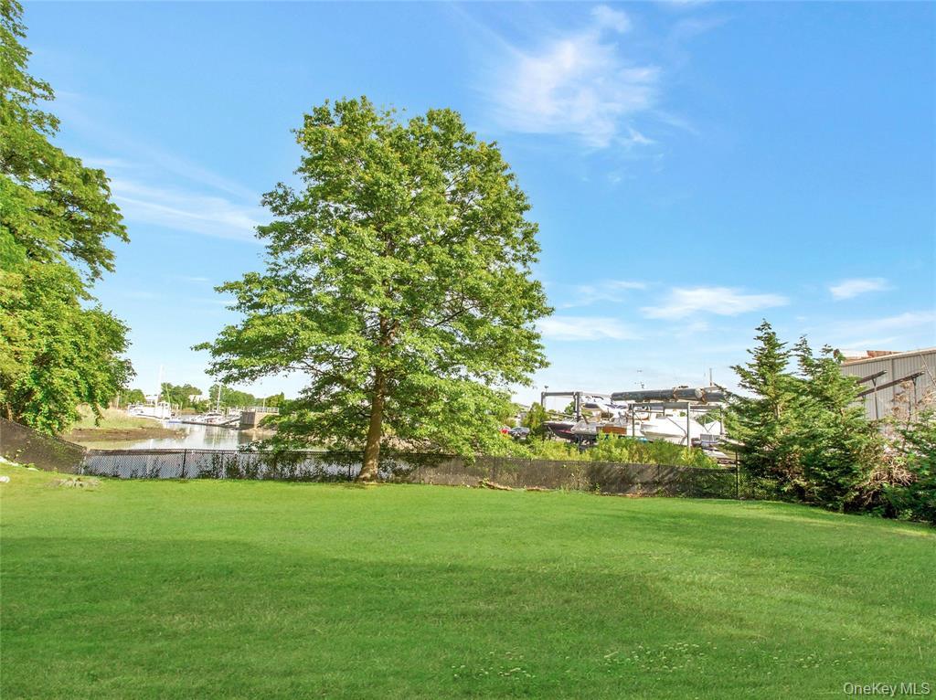 504 Pelham Road New Rochelle, NY 10805 - Photo 20 of 26