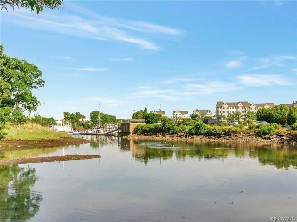 504 Pelham Road New Rochelle, NY 10805 - Photo 21 of 26