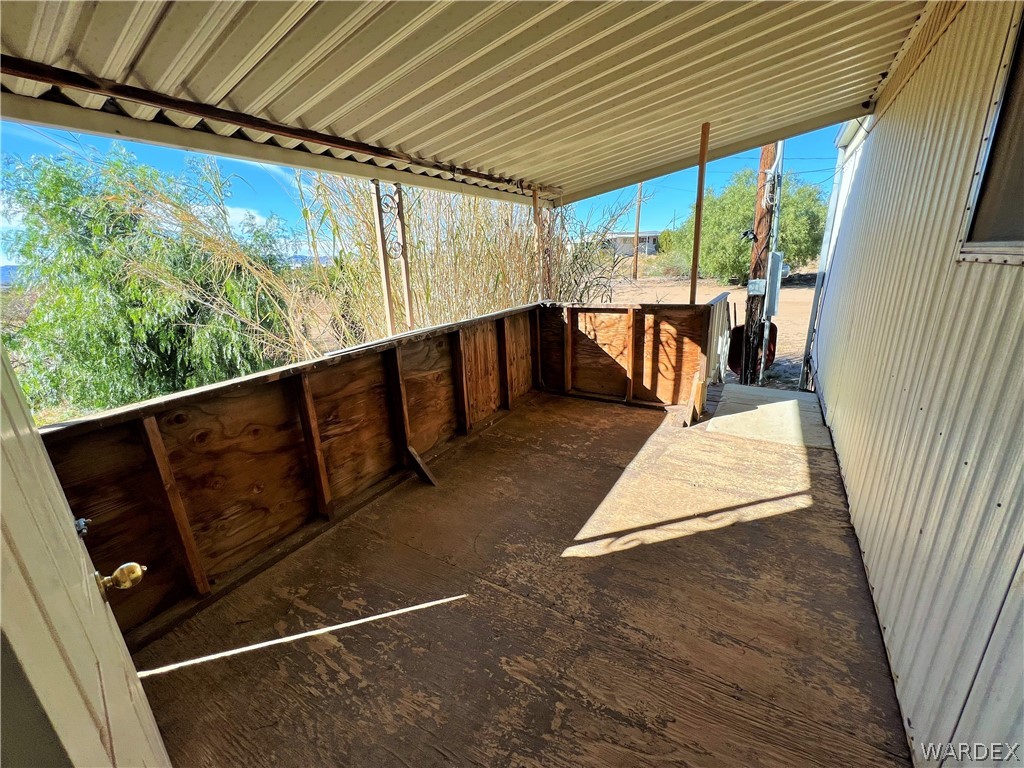 171 South Houck Road Golden Valley, AZ 86413 - Photo 33 of 36
