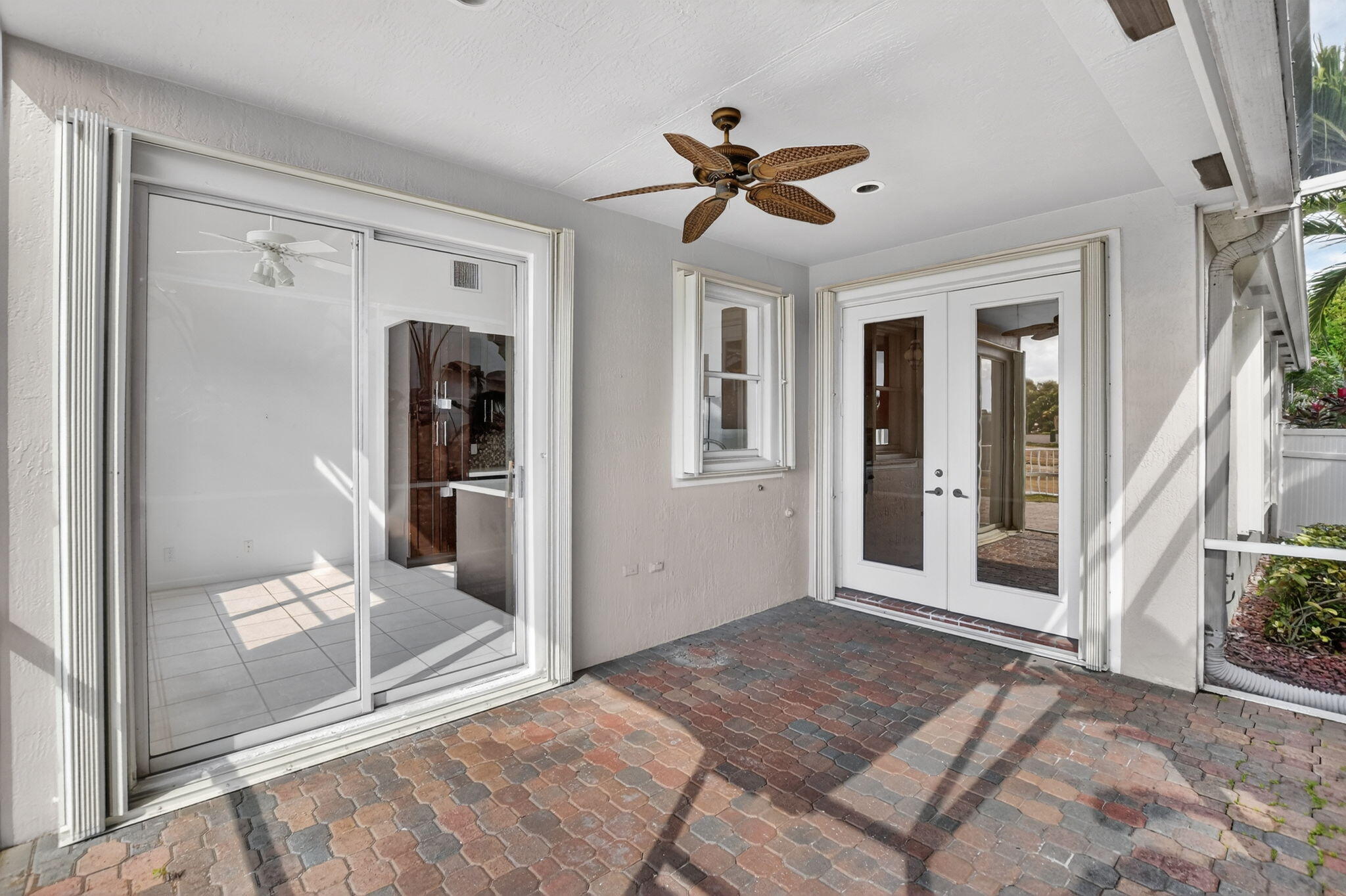 6306 Brava Way Boca Raton, FL 33433 - Photo 26 of 45 patio