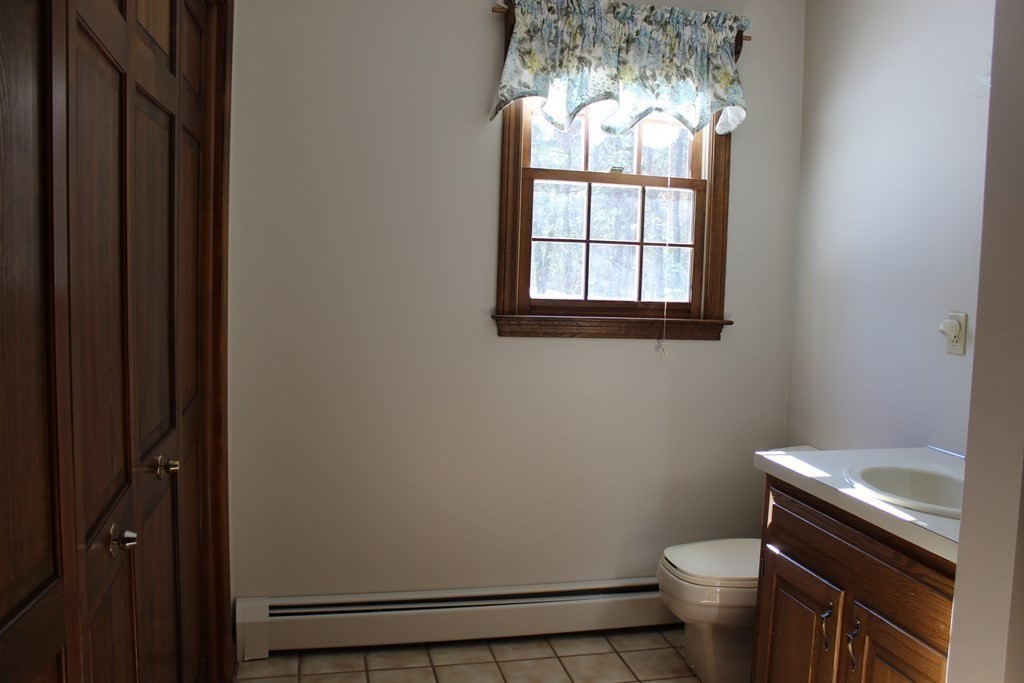 11 Anthony Road Hopedale, MA 01747 - Photo 6 of 35 Gallery Image 6