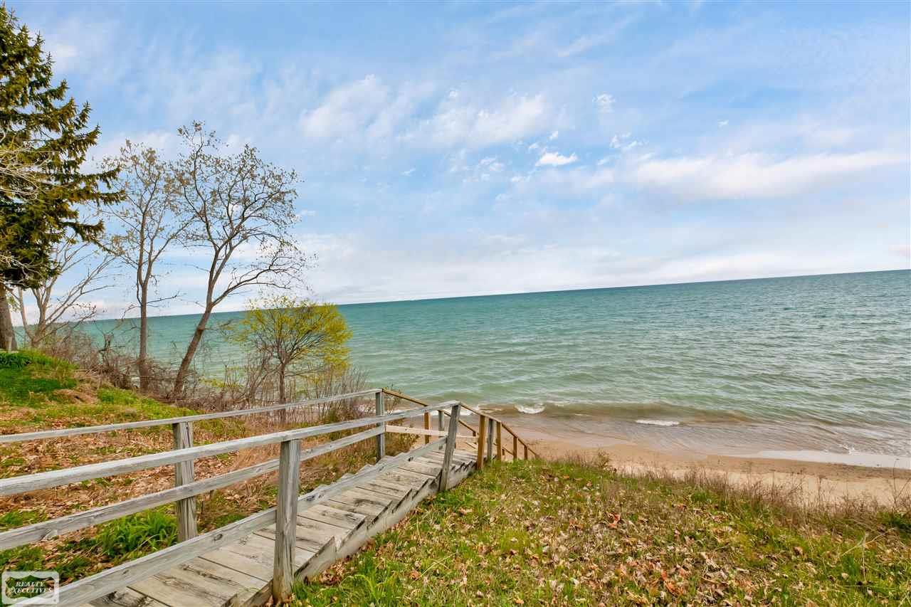 4549 Lakeshore Road Lexington, MI 48450 - Photo 33 of 46