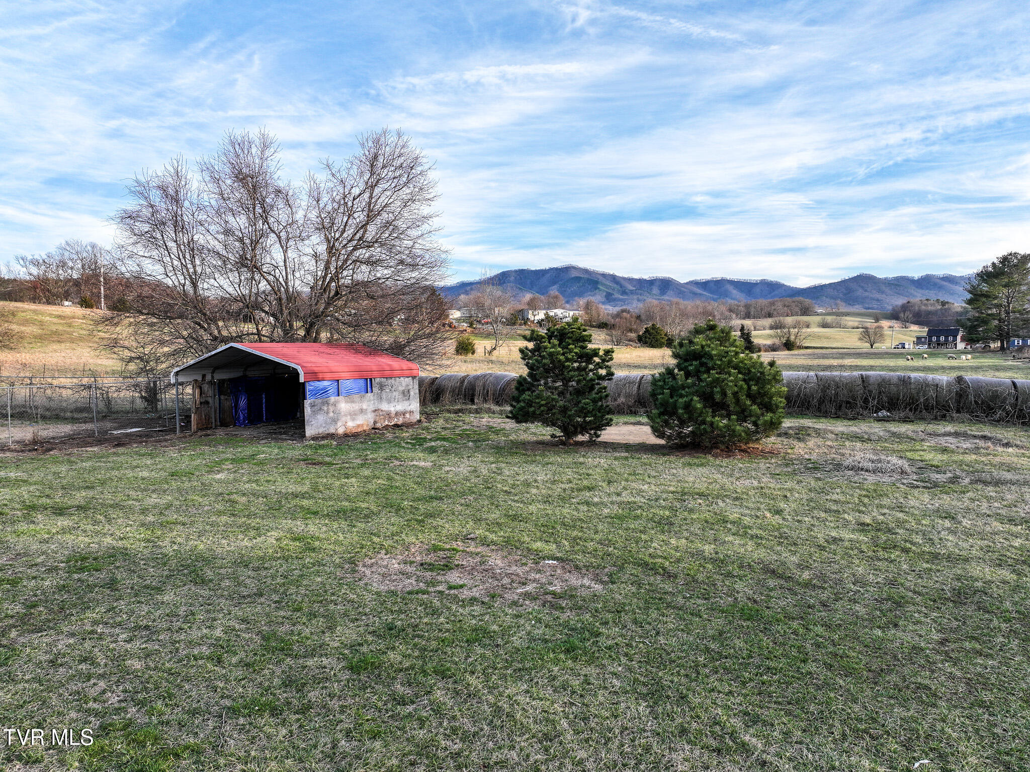 1806 Nolichuckey Road Greeneville, TN 37743 - Photo 12 of 49 DJI_20250214173048_0475_D