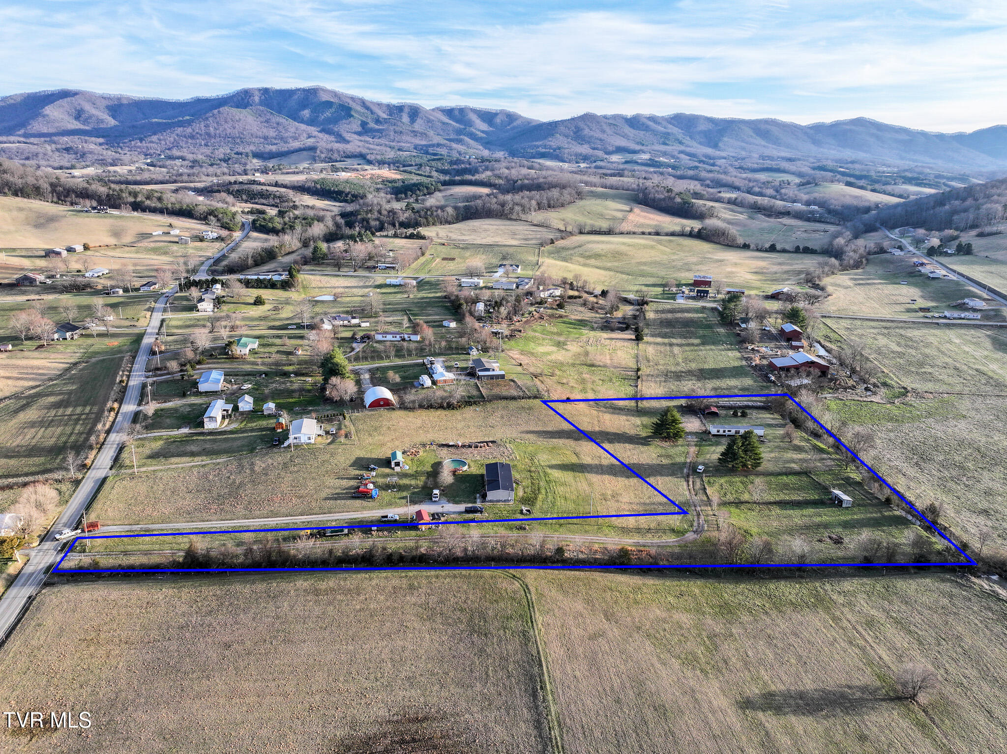1806 Nolichuckey Road Greeneville, TN 37743 - Photo 16 of 49 DJI_20250214172432_0456_D-Edit