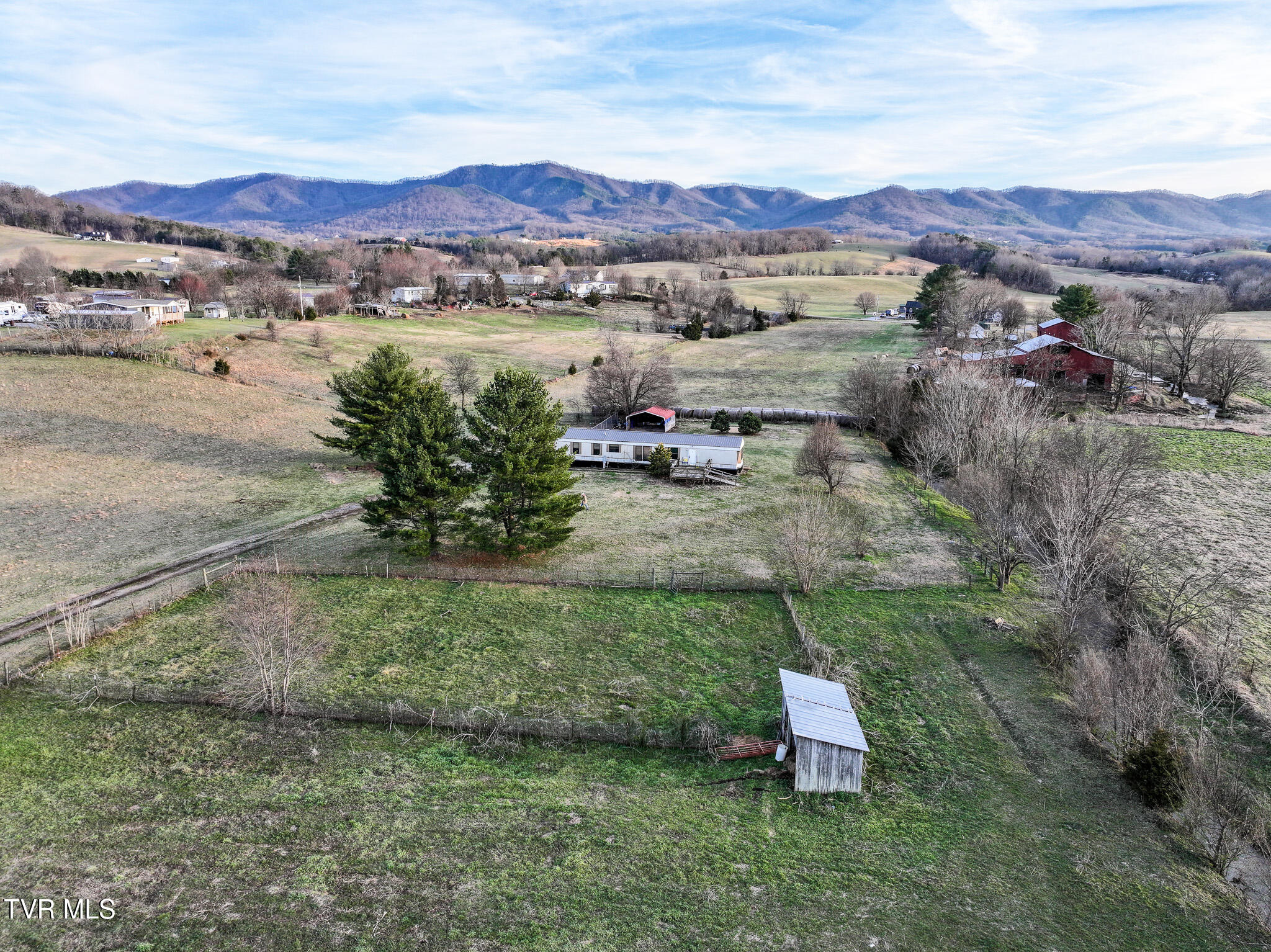 1806 Nolichuckey Road Greeneville, TN 37743 - Photo 23 of 49 DJI_20250214173620_0497_D-Edit
