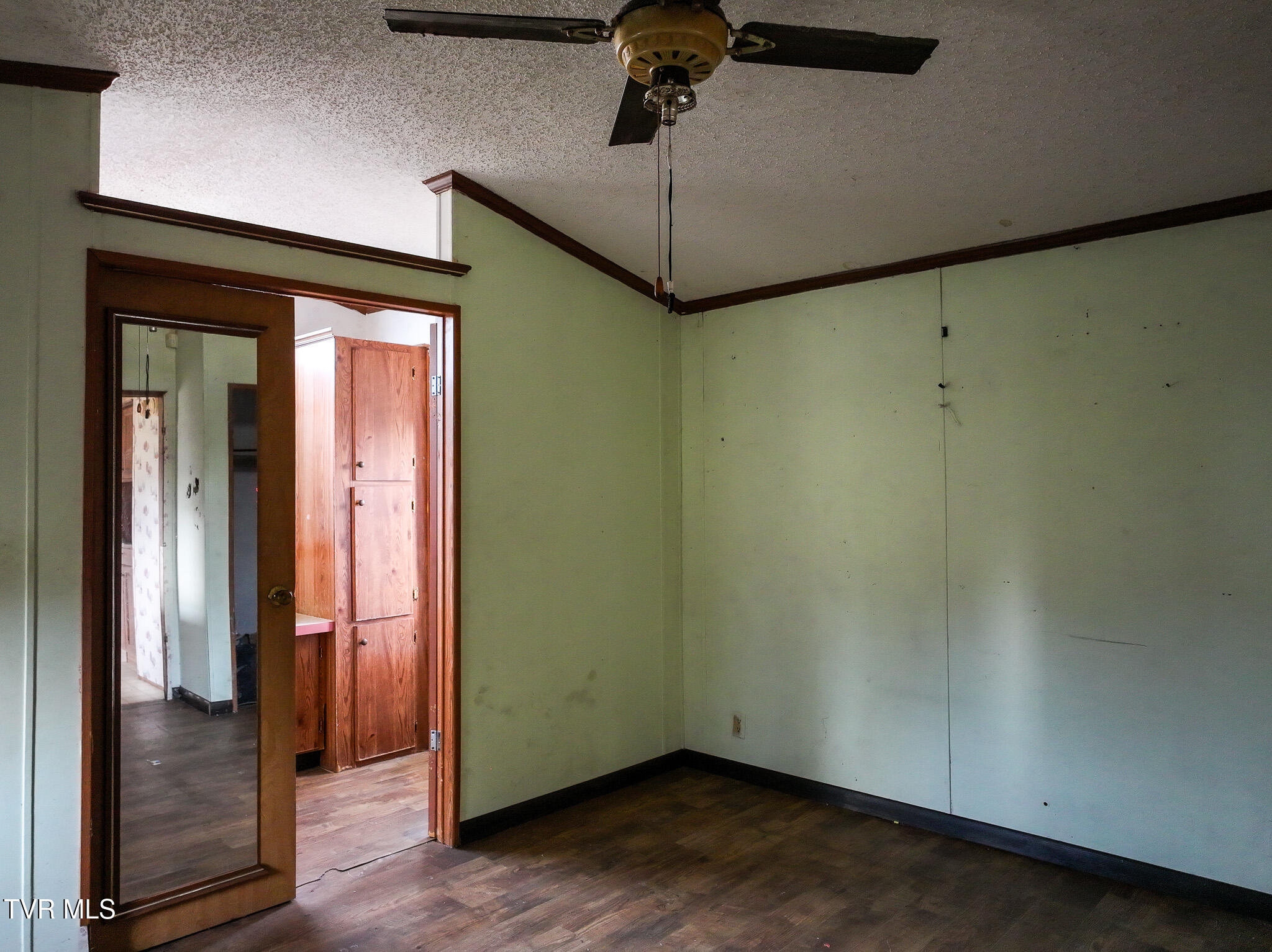 1806 Nolichuckey Road Greeneville, TN 37743 - Photo 34 of 49 DJI_20250214174047_0510_D