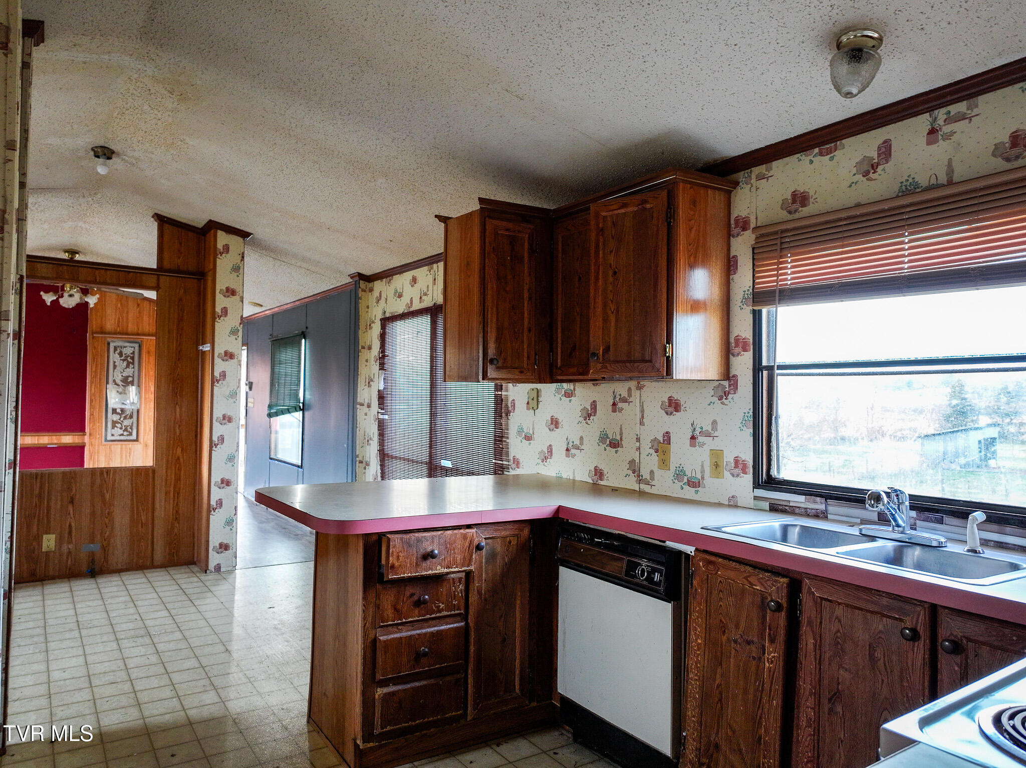 1806 Nolichuckey Road Greeneville, TN 37743 - Photo 40 of 49 DJI_20250214174145_0516_D