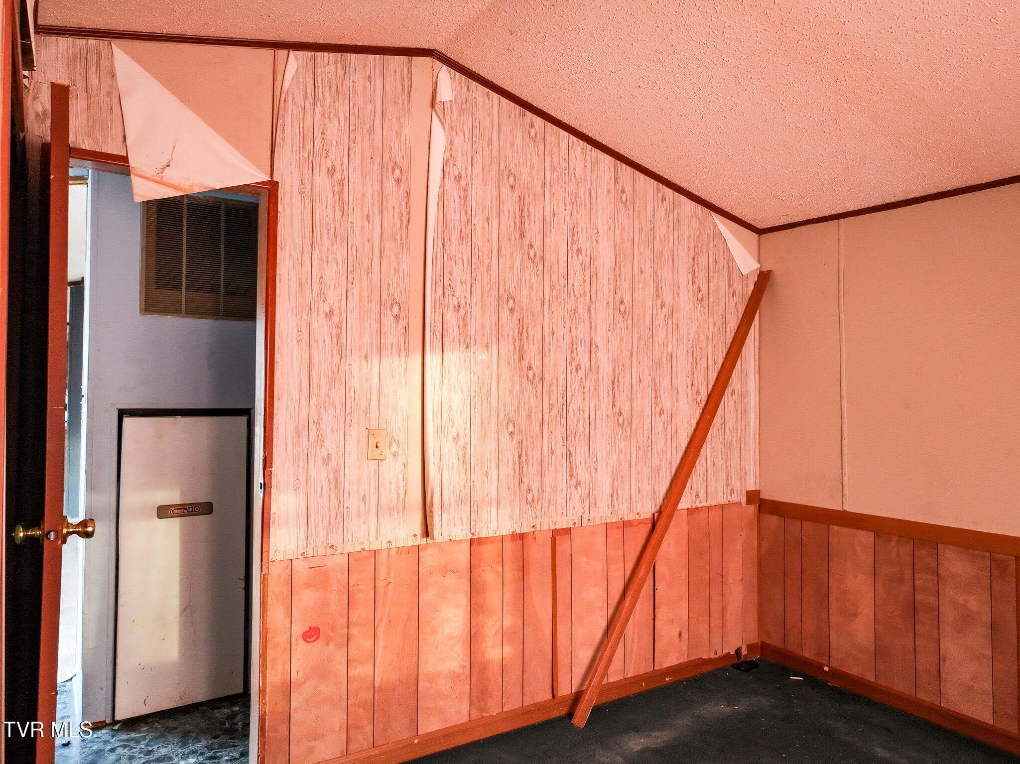 1806 Nolichuckey Road Greeneville, TN 37743 - Photo 46 of 49 DJI_20250214174249_0522_D