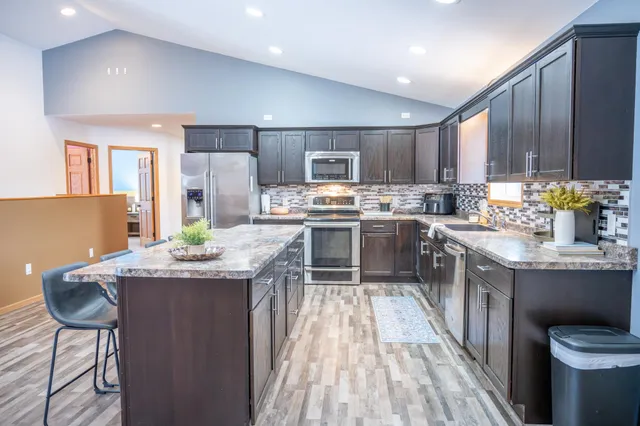 $799,000 | N8444 State Road 80, New Lisbon, WI 53950