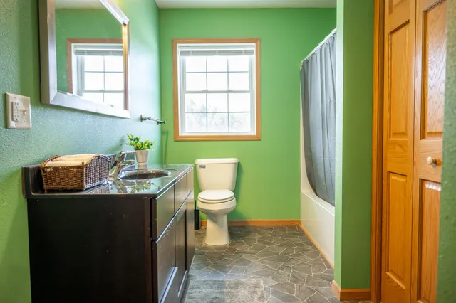 $799,000 | N8444 State Road 80, New Lisbon, WI 53950