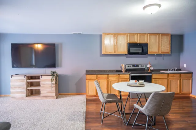 $799,000 | N8444 State Road 80, New Lisbon, WI 53950