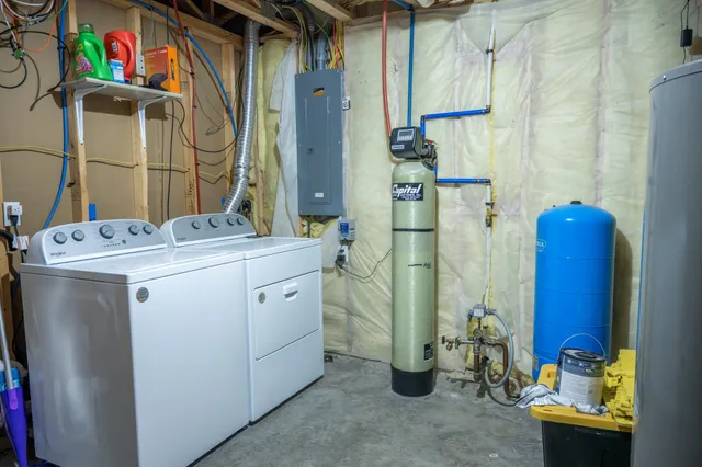 $799,000 | N8444 State Road 80, New Lisbon, WI 53950